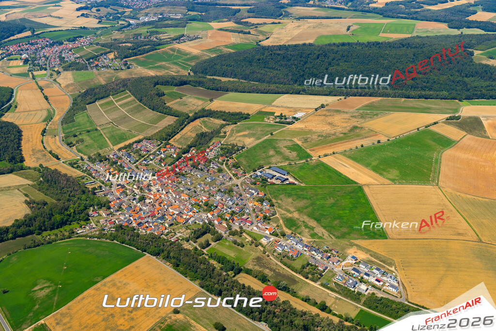 Das Luftbild zeigt : Tiefenthal Erlenbach bei Marktheidenfeld - Die Luftaufnahme wurde 2023 vom UL-Flugzeug aus erstellt ( keine Drohne ) - Hochauflösende Luftaufnahme - Für grossformatige Ausdrucke geeignet. Die Geschenkidee !Mit Lizenz und Bildrechte bestellbar