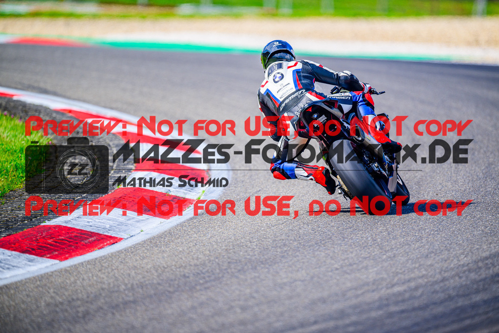 MaZZes_FotoMatrix_240519_6007705_0648 | Fotograf Mathias Schmid
Sportfotograf,
Eventfotograf,
Hochzeitsfotograf,
Portraitfotograf