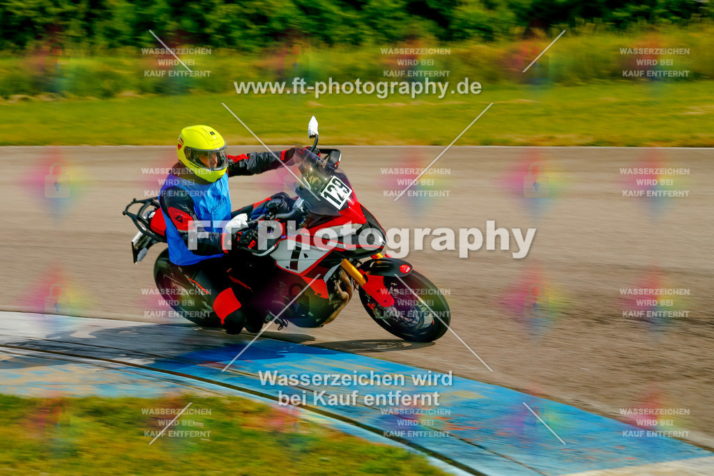 _MOT1087 | Hier findet Ihr Bilder von Touristenfahrten auf der Nürburgring Nordschleife oder von anderen Veranstaltungen die ich besucht habe. Viel Spass beim Durch Schauen 