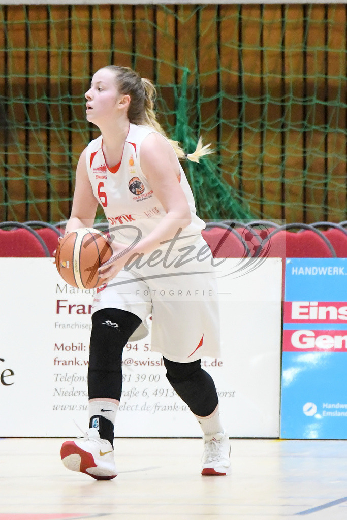 20200126_OSCTGN_0015 | Basketball, Juniorinnen: Tessa Strompen (OSC Junior Panthers) in Aktion, am Ball, Einzelaktion beim Spiel der WNBL zwischen OSC Junior Panthers vs. TG Neuss Junior Tigers am 26.01.2020 im Panthers Dome in Osnabrück, Deutschland.(Foto von Nico Paetzel) - Realisiert mit Pictrs.com