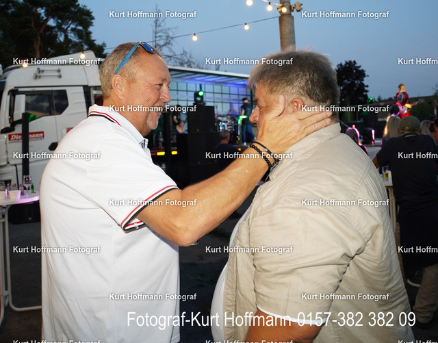 58Geburtstag Thomas Meyer |  Fotograf Kurt Hoffmann - Realisiert mit Pictrs.com