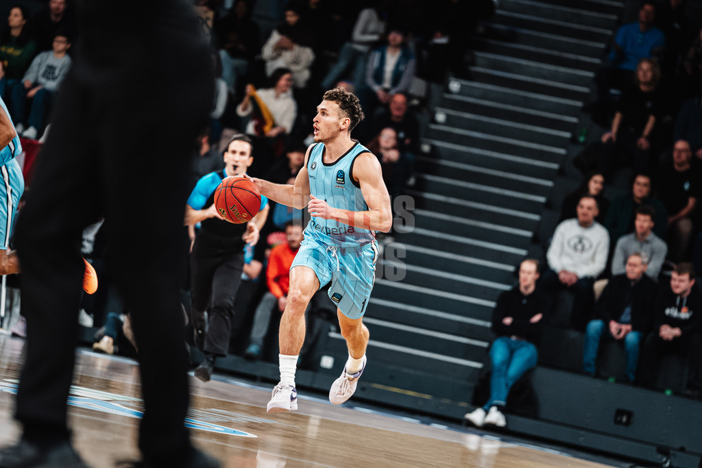 Basketball | Männer | Saison 2024/2025 | BKT EuroCup | Veolia Towers Hamburg vs. 7Bet-Lietkabelis Panevezys | 21.01.2025 | Brae Ivey (#1, Veolia Towers Hamburg)