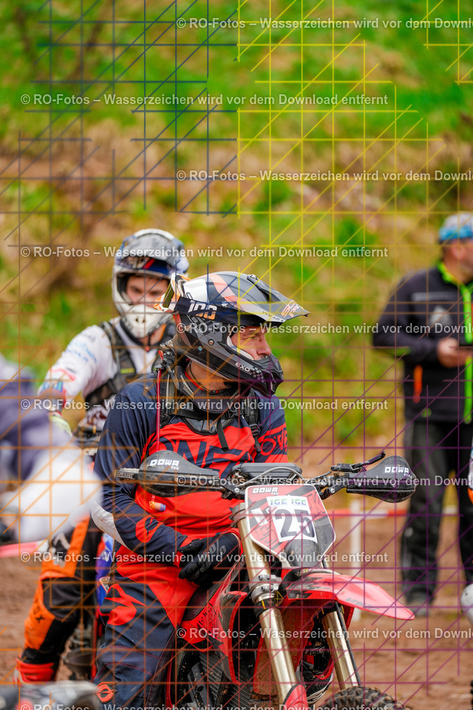 5 Lauf Mernes-42 | Sportfotografie von RO-Fotos: Motorsport, Motocross, Enduro, Laufveranstaltungen und Triathlon. Professionelle Fotos von Sportlern und Events. - Realisiert mit Pictrs.com