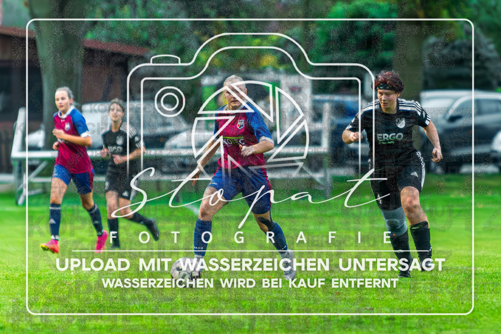 SGNSGF-1019 | Ayleen Griffin (SG Nordheide #11) beim Damen Kreisliga HK/CE Spiel zwischen SG Nordheide und SG Fulde im Sportplatz Vethem, Vethem (Simon Paul Stopat) - Realisiert mit Pictrs.com