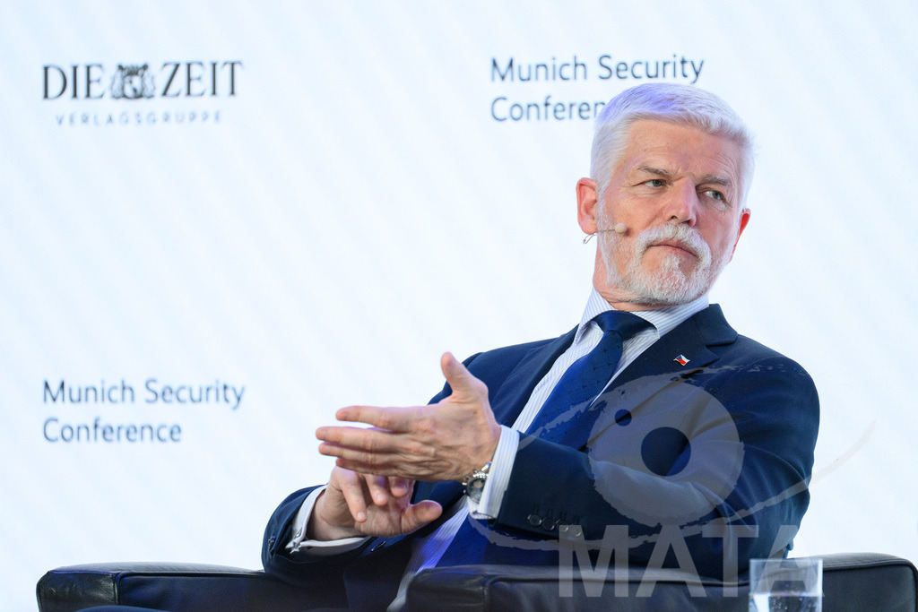 _DWA7157 | MATA IndoCon - Realisiert mit Pictrs.com