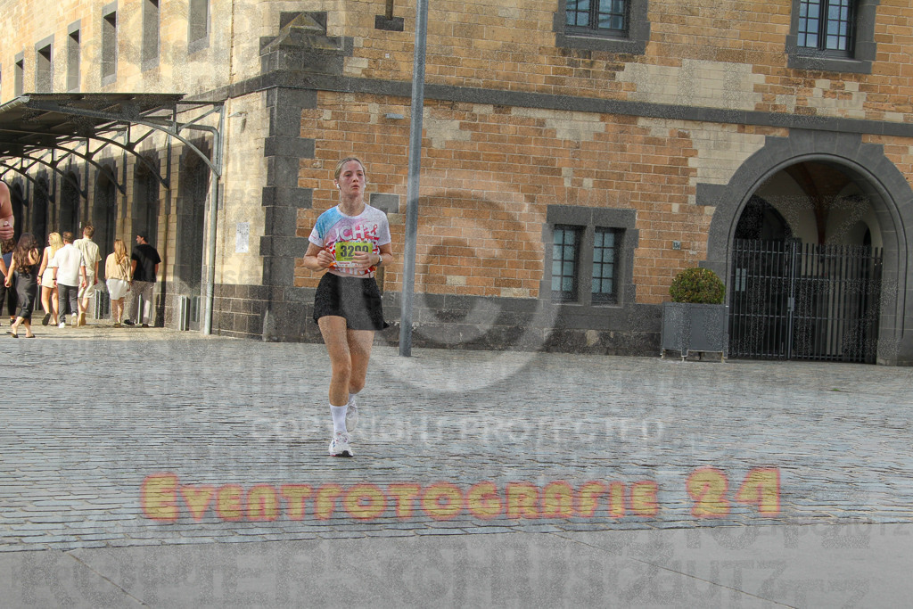 250920_1538_EV4_9352 | Sportfotografie im Rhein-Sieg Kreis, Köln, Bonn, NRW, Rheinland Pfalz, Hessen, etc. Unser Tätigkeitsfeld umfasst den Laufsport vom Volkslauf über den Marathon, Duathlon, Triathon bis zum Ultralauf wie Kölnpfad Ultra oder Schindertrail.