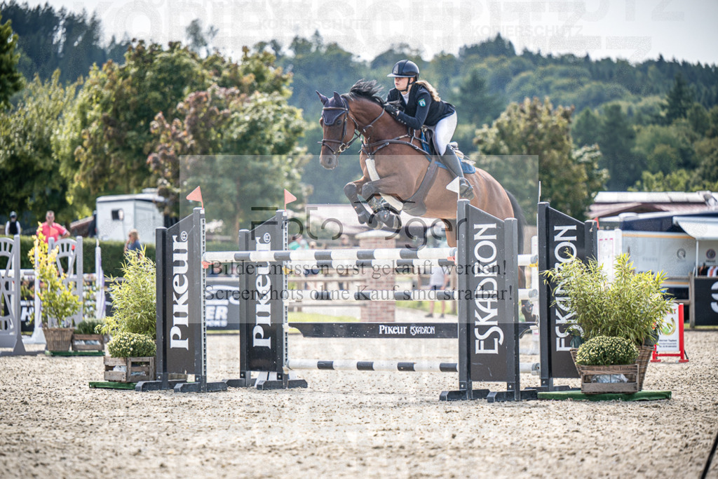 DOS_9066 | Entdecke hochwertige Reitturnierfotos von Foto Oger. Professionell, emotional und authentisch – jetzt Lieblingsmomente im Shop bestellen.Deutschlandweite Turnierfotografie. - Realisiert mit Pictrs.com