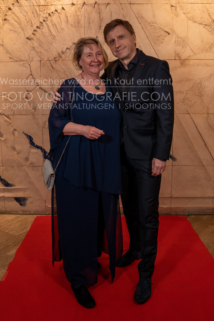 CCC_Frühlingsball_Teppich_byTINOGRRAFIE-29 | (c) TINOGRAFIE.COM