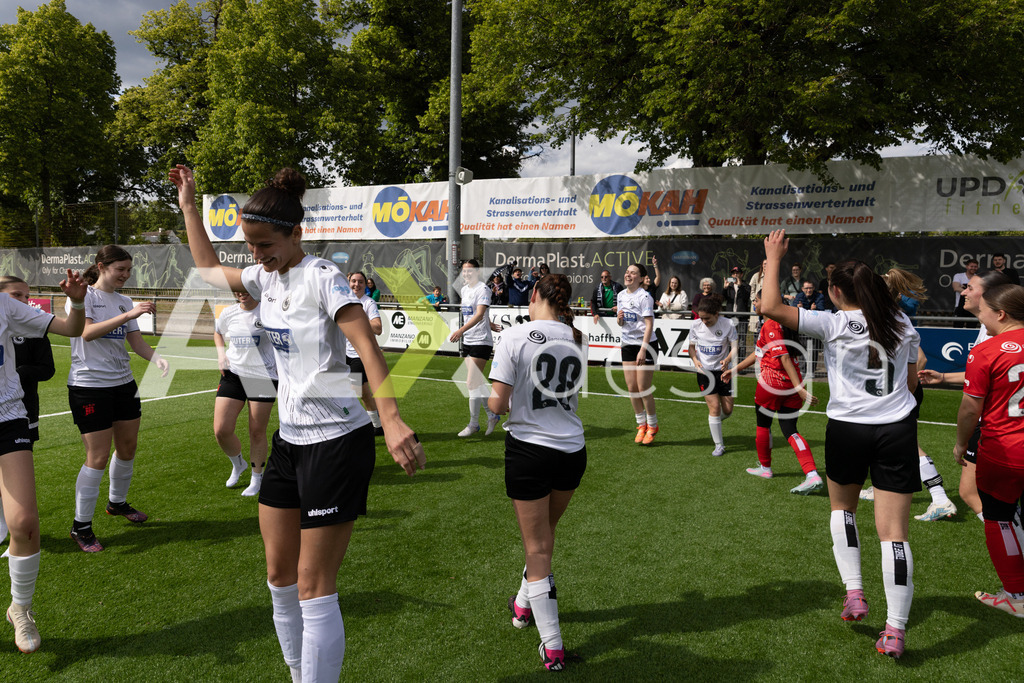 Fußball I Frauen I Saison 2025-2026 I Frauen 3. Liga | FVRZ Gruppe 2 | 18. Spieltag I Spielvereinigung Schaffhausen Damen 1 - Team Furttal Zürich I 17.05.2026 | Hochwertige Sportfotos kaufen & lizenzieren für Medien, Vereine, Agenturen & Sportler:innen. Entdecke professionelle Sportfotografie im Bildshop von Alexander Franzen. - Realisiert mit Pictrs.com