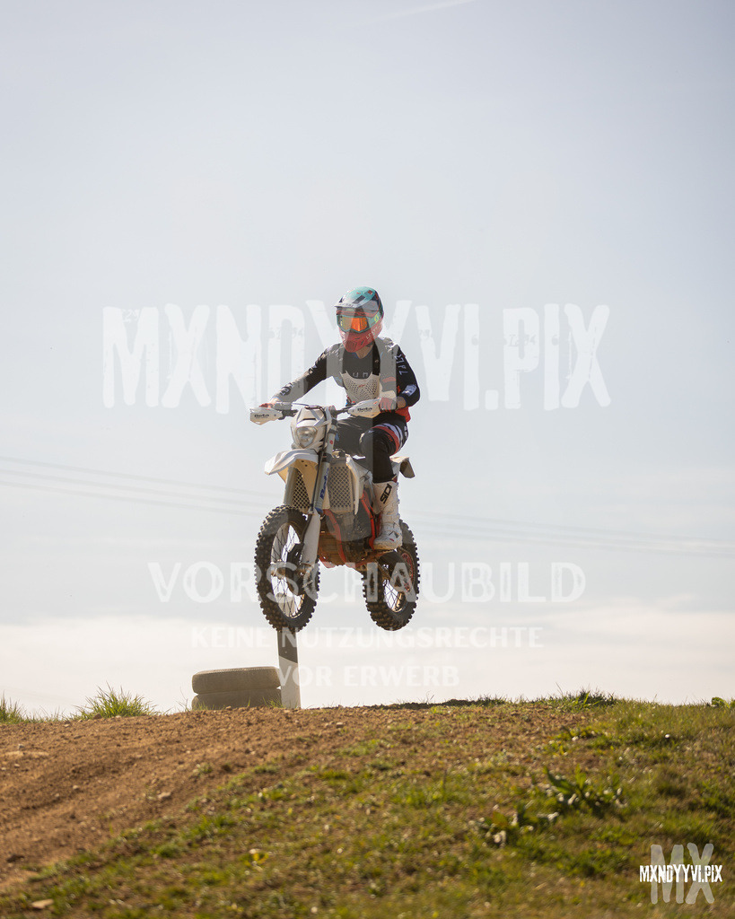 866A3693 | mxndyyvipix