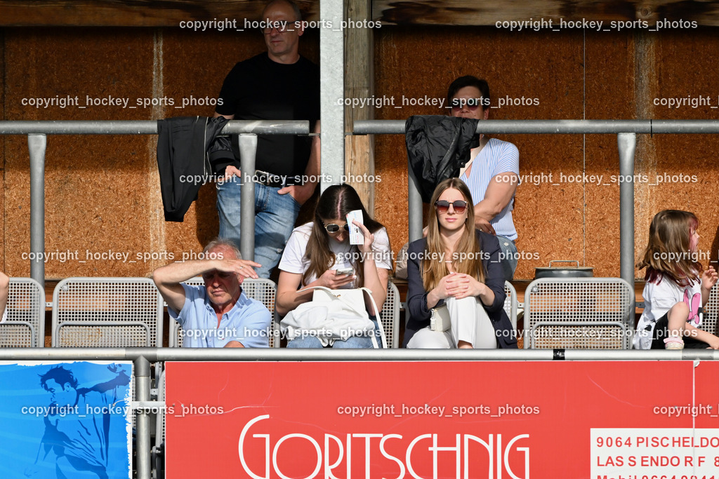 SAK Klagenfurt vs. SVG Bleiburg | Besucher Sportpark Welzenegg, SAK Klagenfurt vs. SVG Bleiburg, SAK Klagenfurt vs. SVG Bleiburg am 11.05.2024 in Klagenfurt (Sportpark Welzenegg), Austria, (Photo by Bernd Stefan)