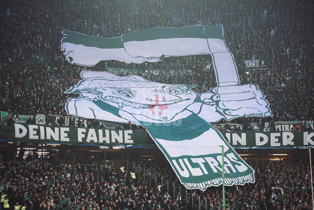 Fußball | Männer | Saison 2025/2026 | 1. Fußball-Bundesliga | 13. Spieltag | Hamburger SV vs. SV Werder Bremen | 07.12.2025 | Choreographie der Werder Fans