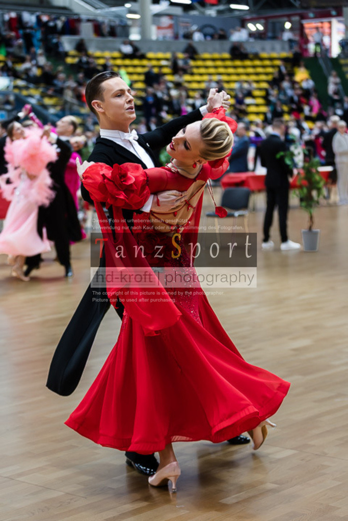 20250517_HessenTanzt_WDSF_IntOpen_Std_0595 | Tanzsportbilder, Standardtanz, Lateintanz, WDSF, DTV, LTVB, dancecomp, goc, hessen tanzt, blaues band der spree, walzer, tango, wiener walzer, slowfox, quickstepp, samba, rumba, cha-cha-cha, paso doble. jive, hd-kroft photography, turniertanzsport