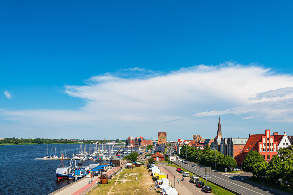 Blick auf den Stadthafen der Hansestadt Rostock | Blick auf den Stadthafen der Hansestadt Rostock.