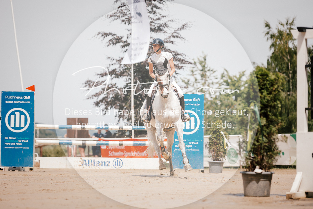 3I6A7719 | Stimmungsvolle Portraits und Reitsportfotografie im Ruhrgebiet und im Münsterland.

Pferdefotografie, Hundefotografie, Tierfotografie, Reportagen, Portraits von Tier und Mensch, Turnierfotografie in Bochum, Recklinghausen, Marl, Haltern am See, Dülmen.. - Realisiert mit Pictrs.com