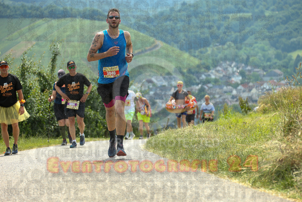 250614_1309_EX1_8296 | Sportfotografie im Rhein-Sieg Kreis, Köln, Bonn, NRW, Rheinland Pfalz, Hessen, etc. Unser Tätigkeitsfeld umfasst den Laufsport vom Volkslauf über den Marathon, Duathlon, Triathon bis zum Ultralauf wie Kölnpfad Ultra oder Schindertrail.
