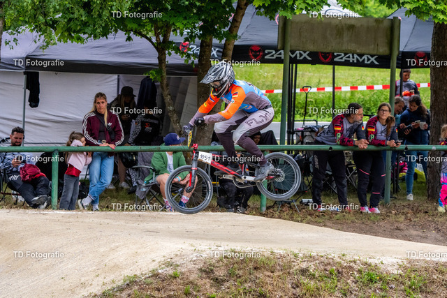 BayBMX2026-06529 | Fotogalerie von Thomas Dettweiler mit Eventbildern und lizenzfreien Fotos. Perfekt als Wandbild, für Büro, Website oder private Nutzung. - Realisiert mit Pictrs.com