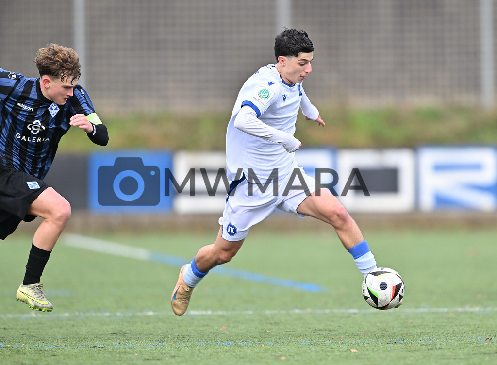 Fussball I Herren I Saison 2025-2026 I Bundesliga I 6. Spieltag I Eintracht Frankfurt - FC Bayern München  | MWMARA - Realisiert mit Pictrs.com