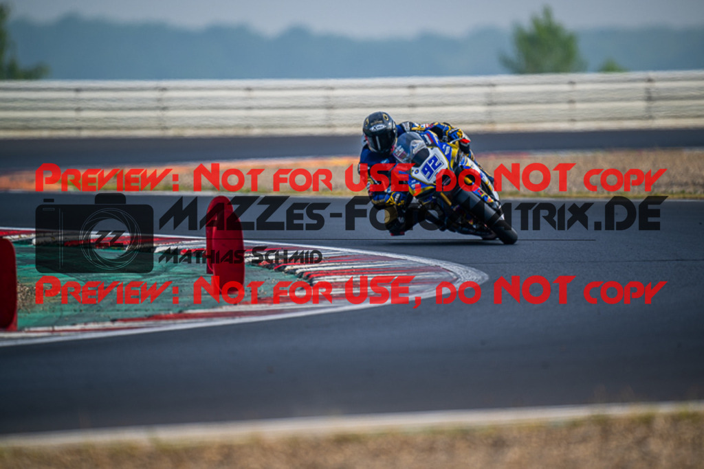 MaZZes_FotoMatrix_220626_4286 | IDM600