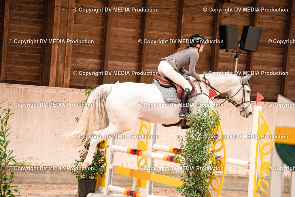 Springen Tag 2-076 | dv-media-shop - Realisiert mit Pictrs.com