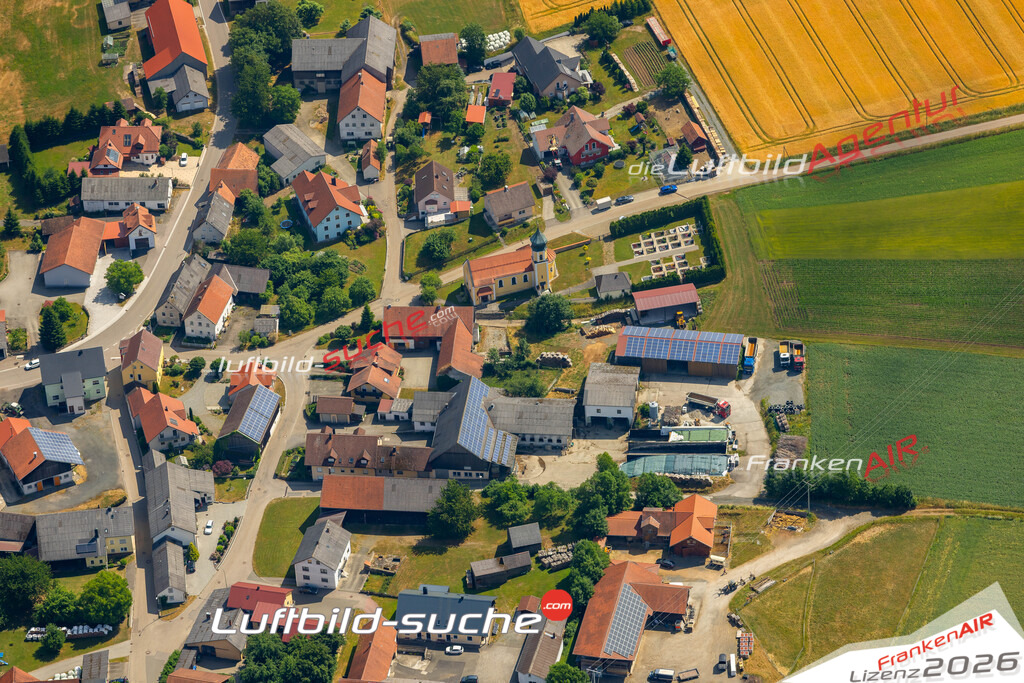Das Luftbild zeigt : Haag Winklarn - Die Luftaufnahme wurde 2023 vom UL-Flugzeug aus erstellt ( keine Drohne ) - Hochauflösende Luftaufnahme - Für grossformatige Ausdrucke geeignet. Die Geschenkidee !Mit Lizenz und Bildrechte bestellbar