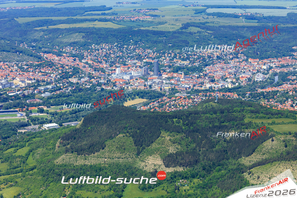 Die Luftaufnahme Wenigenjena - Jena wurde vom UL-Flugzeug (keine Drohne) aus fotografiert.Hohe Druck- Auflösung-die Geschenkidee!