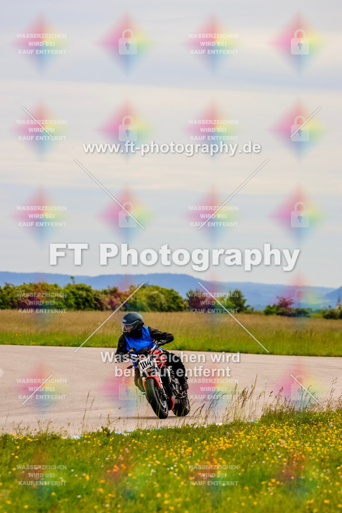 MotoTeam-2902 | Hier findet Ihr Bilder von Touristenfahrten auf der Nürburgring Nordschleife oder von anderen Veranstaltungen die ich besucht habe. Viel Spass beim Durch Schauen 