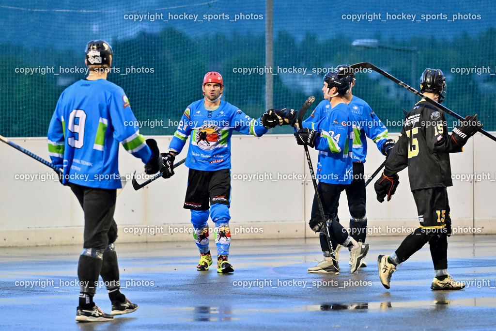 VAS Ballhockey Villach vs. ASKÖ Villach Ballhockey | Jubel ASKÖ Villach Mannschaft, #24 Petrik Benjamin, #34 Prodinger Dominik, VAS Ballhockey Villach vs. ASKÖ Villach Ballhockey, VAS Ballhockey Villach vs. ASKÖ Villach Ballhockey am 28.05.2025 in Villach (Alpen Arena ), Austria, (Photo by Bernd Stefan)
