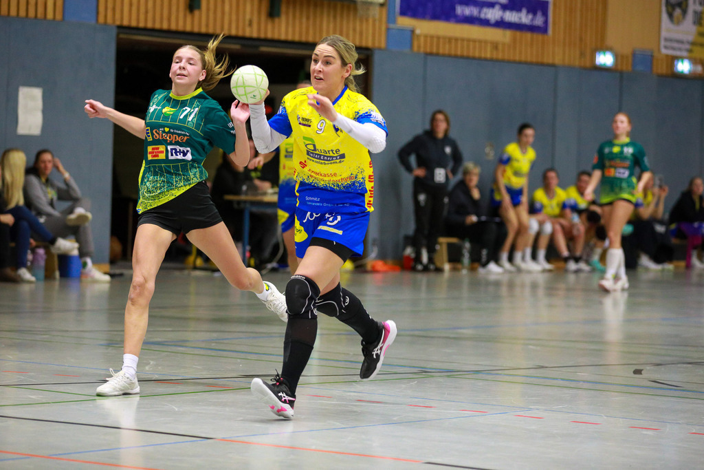 SVN_ SVFriedrichsfeld_141224_055 | Bildergalerie von Sport-Ereignissen aber auch von weiteren spannenden Dingen - nicht nur vom Niederrhein. In Anlehnung an den bekannten Spruch von Hanns Dieter Hüsch heißt das Motto: "Niederrhein ist überall".  - Realisiert mit Pictrs.com