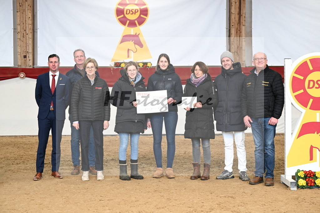 Ehrung_Best Grooms_Team_Schulte-Märter_3265333 | hf-fotografie - Realisiert mit Pictrs.com