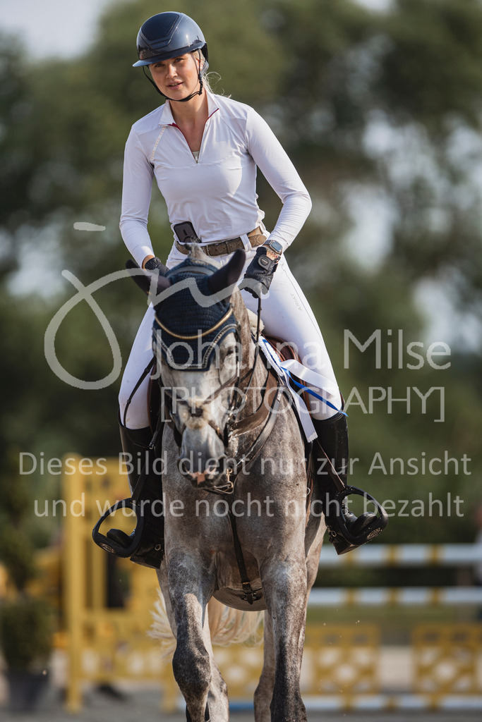 240627_LüPfSpTa_SprPf-M-268 | Deine schönsten Turniermomente als professionelle Fotos! Entdecke hochwertige Pferdesport-Fotografie im Online-Shop. Jetzt Fotos finden & bestellen!