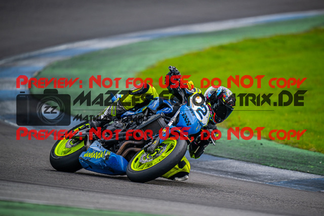 MaZZes_FotoMatrix_220924_7933 | TWIN CUP