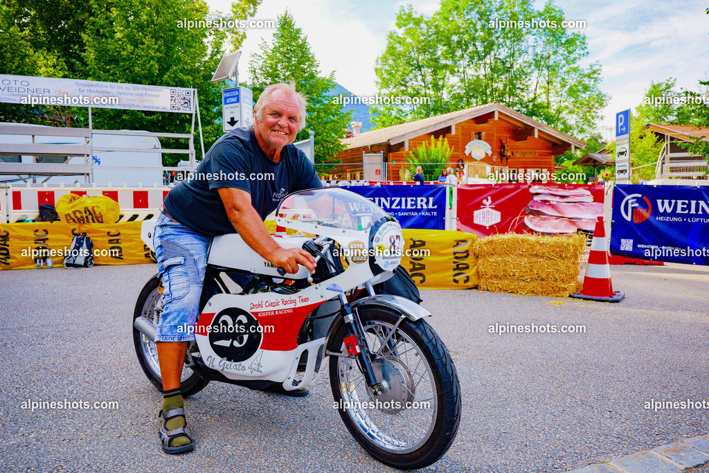 P1014646 | Erleben Sie atemberaubende, hochqualitative Fotos Ihrer Fahrt entlang der malerischen Alpenstraßen. Besuchen Sie alpineshots.com, um professionelle Aufnahmen Ihrer unvergesslichen Reise zu finden und zu kaufen - Realisiert mit Pictrs.com