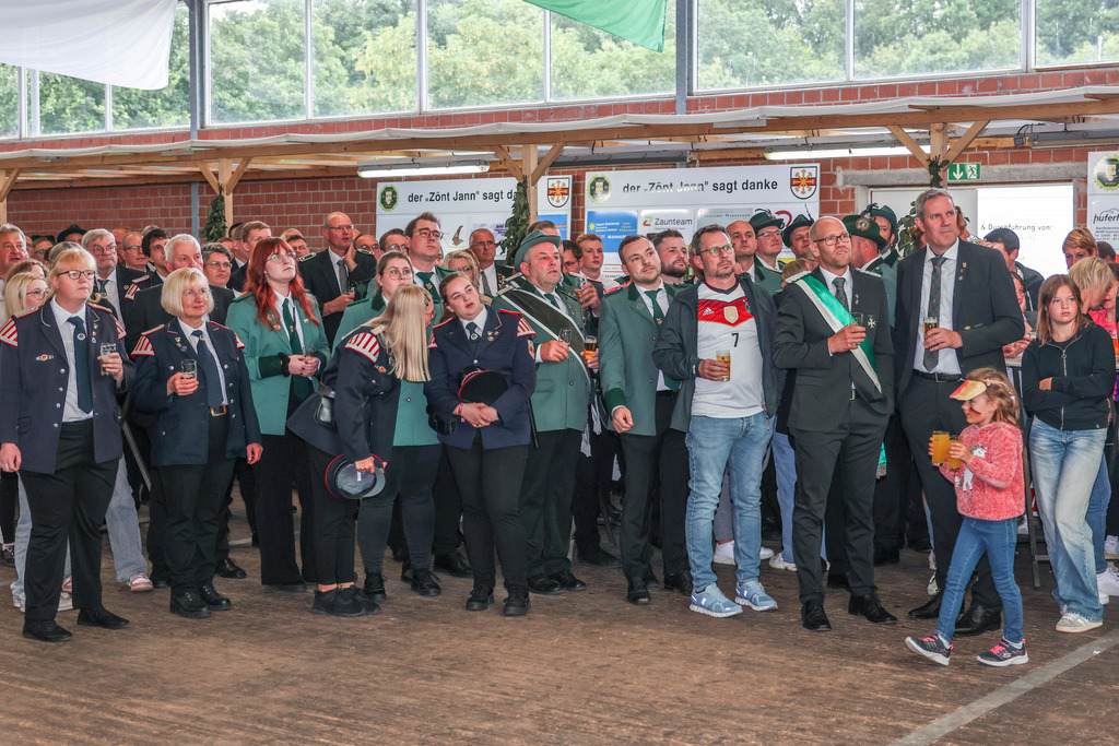 top-top.de 20240705-128 | Foto, Video, Fotografie, Videografie, Fotobox, DJ, Discjockey, Musik, Musikbox, Veranstaltung, Photobooth, Amazon, Ebay, Buchtipp, Bestseller, Autor, Verlag, Buch, Wesel, Hamminkeln, NRW, Dinslaken, Rees, Drohne, Hochzeit, Party, Fotobox, Wesel, Fotograf