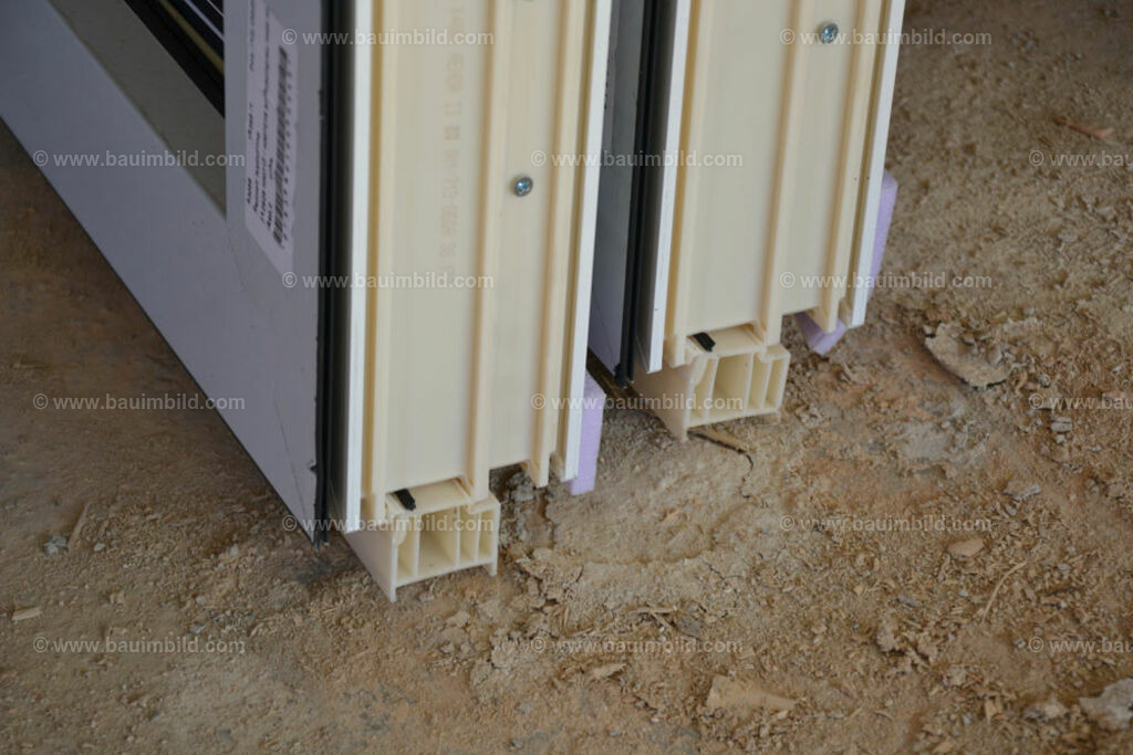 bib-lg14-fenster-0008 | Nach LV-Leistungsgruppen sortierte Detailfotos über den Bau eines Hauses. Alle Hausbau-Bilder direkt vom Urheber und Autor der Website Haus-Selber-Bauen.com
