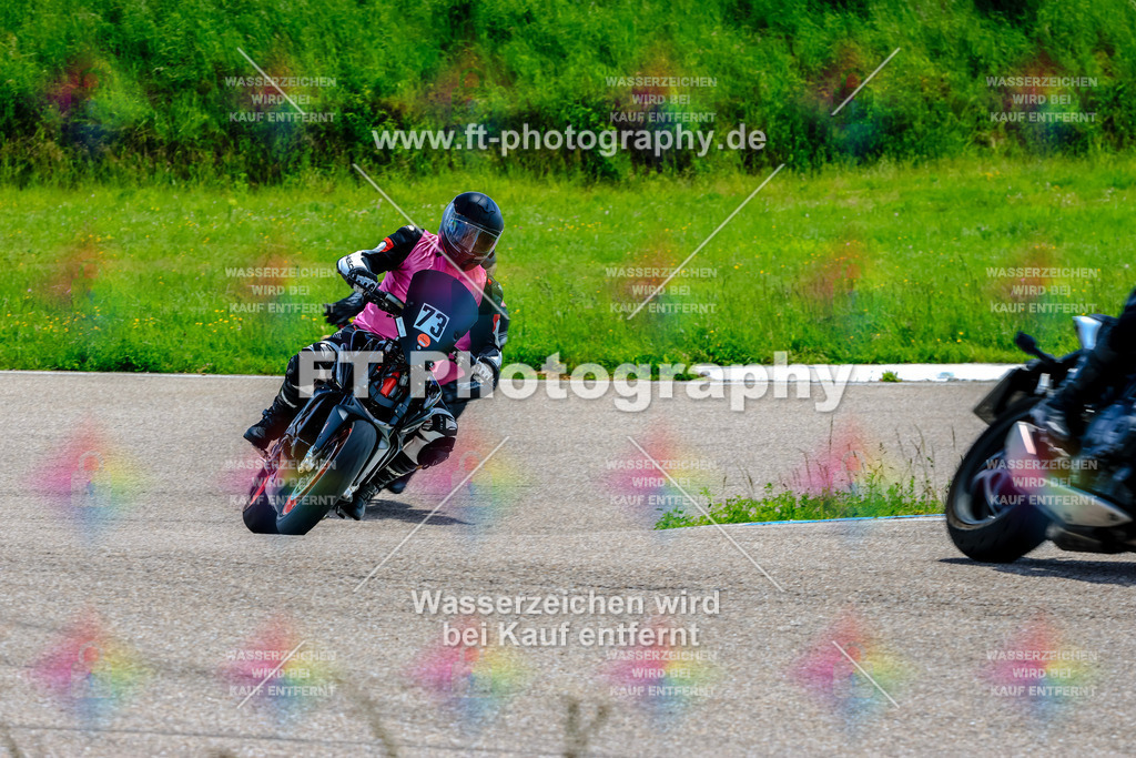 MotoTeam-9913 | Hier findet Ihr Bilder von Touristenfahrten auf der Nürburgring Nordschleife oder von anderen Veranstaltungen die ich besucht habe. Viel Spass beim Durch Schauen 