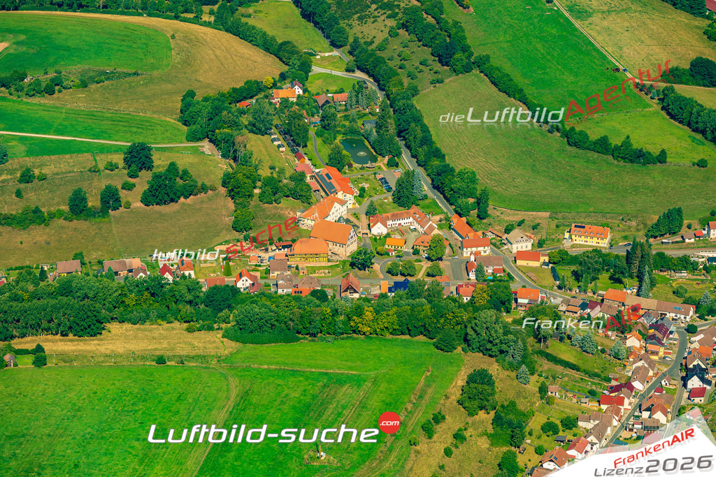 Schrägluftbild  Zillbach  Schwallungen - Das Luftbild wurde 2025 vom UL-Flugzeug heraus erstellt (ohne Drohne- keine Drohnenaufnahme ) - Hochauflösende Luftaufnahme -Nicht vergleichbar mit Google Maps oder Satelittenbilder- Die Geschenkidee !Mit Lizenz und Bildrechte bestellbar