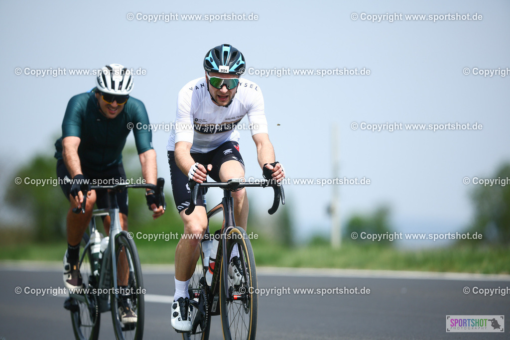 587_TRA55818 | Neusiedlersee Radmarathon 2026@sportshot_your_pictrs #yourpictures#roadtowm2029 #nrm #neusiedlerseeradmarathon #neusiedlersee #neusiedlerseetourismus #burgenland #mörbisch #nrm26 #burgenlandtourismus #voglundco #poweredbyburgenlandtourismus #radsport #rad #marathon #ucigranfondo #visitburgenland #ucigranfondoworldseries