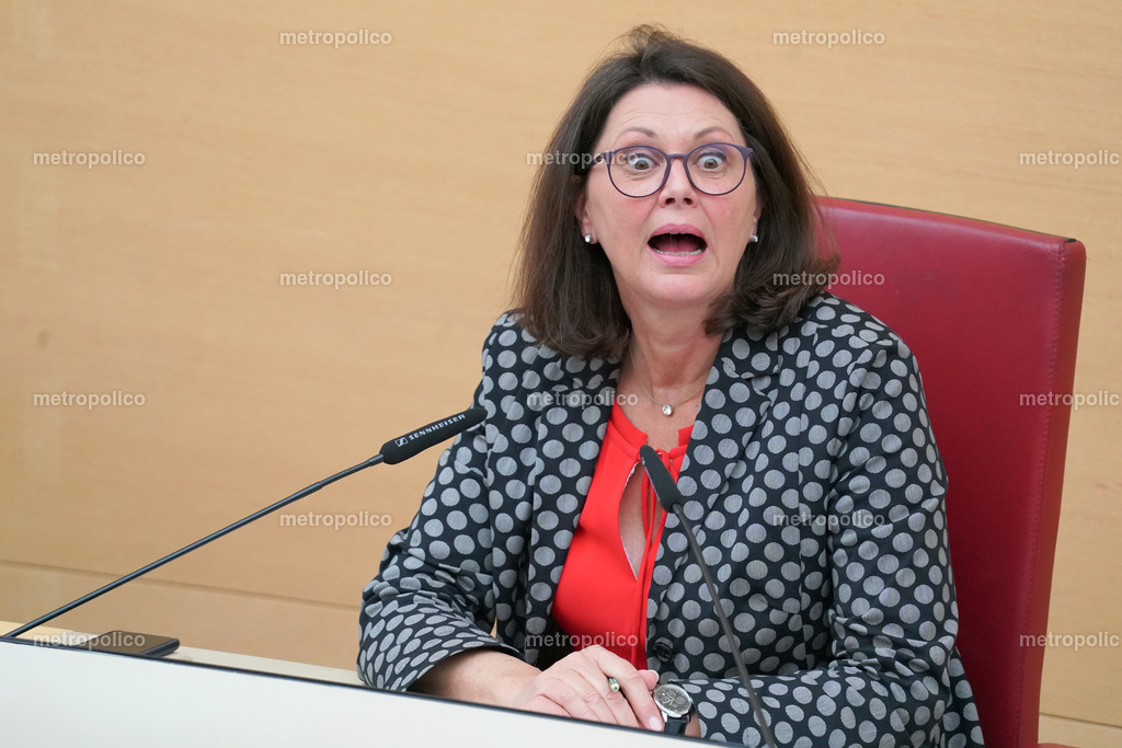 Ilse Aigner (18) | Metropolico