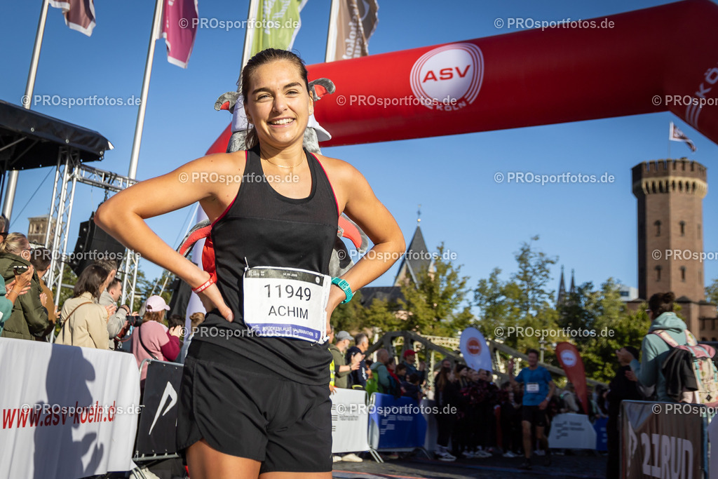 44. Kölner Brückenlauf; Koeln, 14.09.25 | Impressionen vom 44. Kölner Brückenlauf am 14.09.25 am Schokoladenmuseum in Koeln. Foto: BEAUTIFUL SPORTS/Leah Kohring