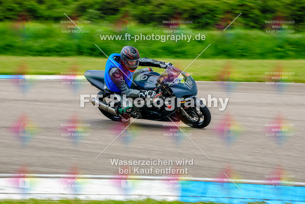 MotoTeam-9746 | Hier findet Ihr Bilder von Touristenfahrten auf der Nürburgring Nordschleife oder von anderen Veranstaltungen die ich besucht habe. Viel Spass beim Durch Schauen 
