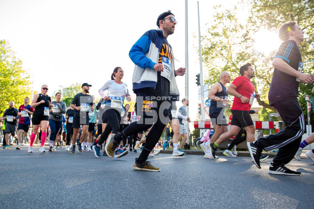 20250427-NSZ_2227 | DEU, Düsseldorf, 27.04.2025 Uniper Düsseldorf Marathon 2025 - Realisiert mit Pictrs.com
