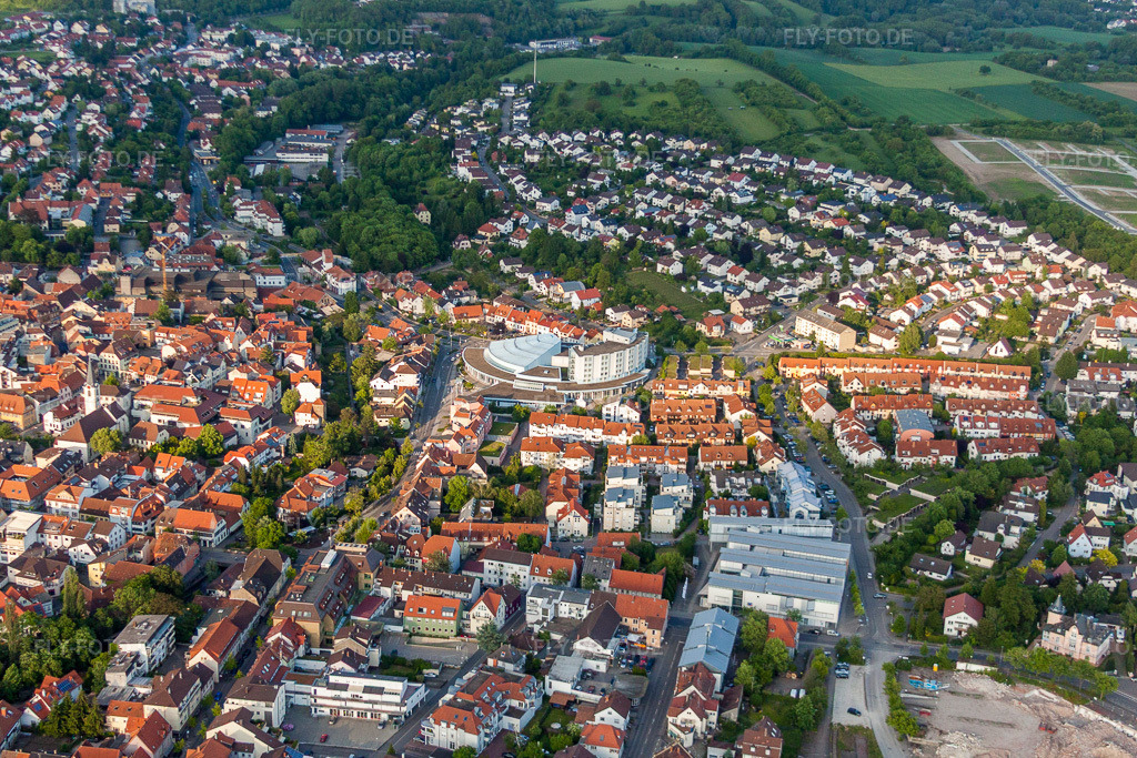 Luftbild: Siedlungsgebiet in Wiesloch im Bundesland Baden-Württemberg in Deutschland. Foto: IMG_27739.jpg vom 24.05.2010 durch Werner Riehm/FLY-FOTO.de
