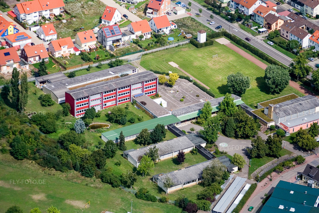 Luftbild: Gemeinschaftsschule Waghäusel im Ortsteil Wiesental in Waghäusel im Bundesland Baden-Württemberg in Deutschland. Foto: IMG_12847.jpg vom 24.08.2008 durch Werner Riehm/FLY-FOTO.de