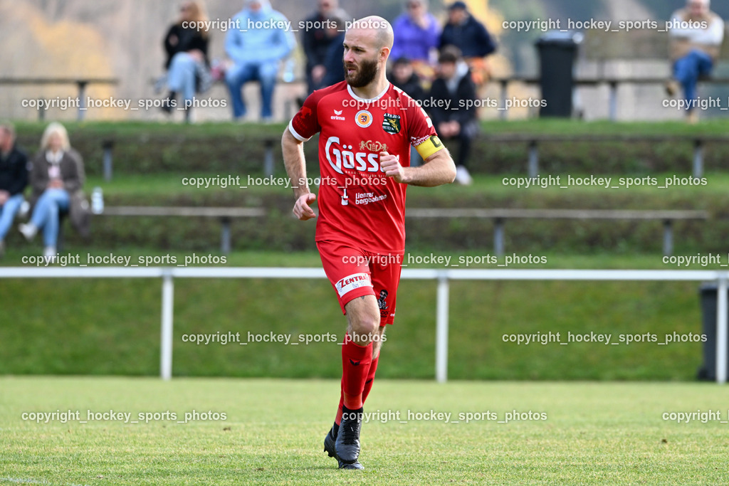 FC ASKÖ Gmünd vs. SV Rapid Lienz | #10 Dominik Müller Rapid Lienz, FC ASKÖ Gmünd vs. SV Rapid Lienz, FC ASKÖ Gmünd vs. SV Rapid Lienz am 09.11.2025 in Ferlach (Ballspielhalle Ferlach), Austria, (Photo by Bernd Stefan)