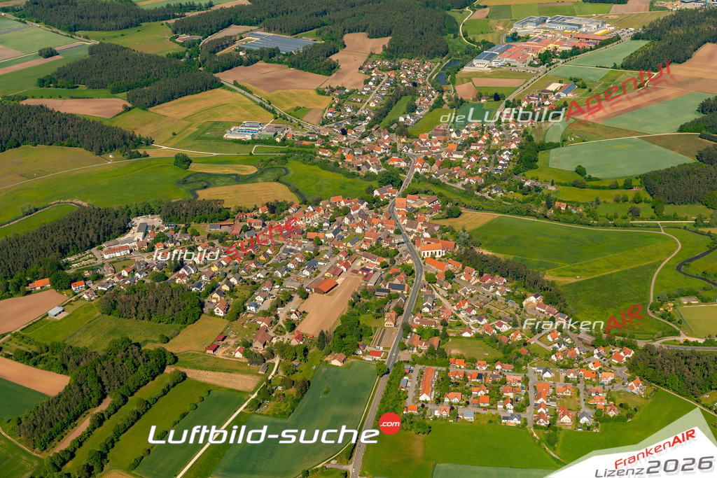 Das Luftbild zeigt : Wassermungenau Abenberg - Die Luftaufnahme wurde 2024 vom UL-Flugzeug aus erstellt ( keine Drohne ) - Hochauflösende Luftaufnahme - Für grossformatige Ausdrucke geeignet. Die Geschenkidee !Mit Lizenz und Bildrechte bestellbar