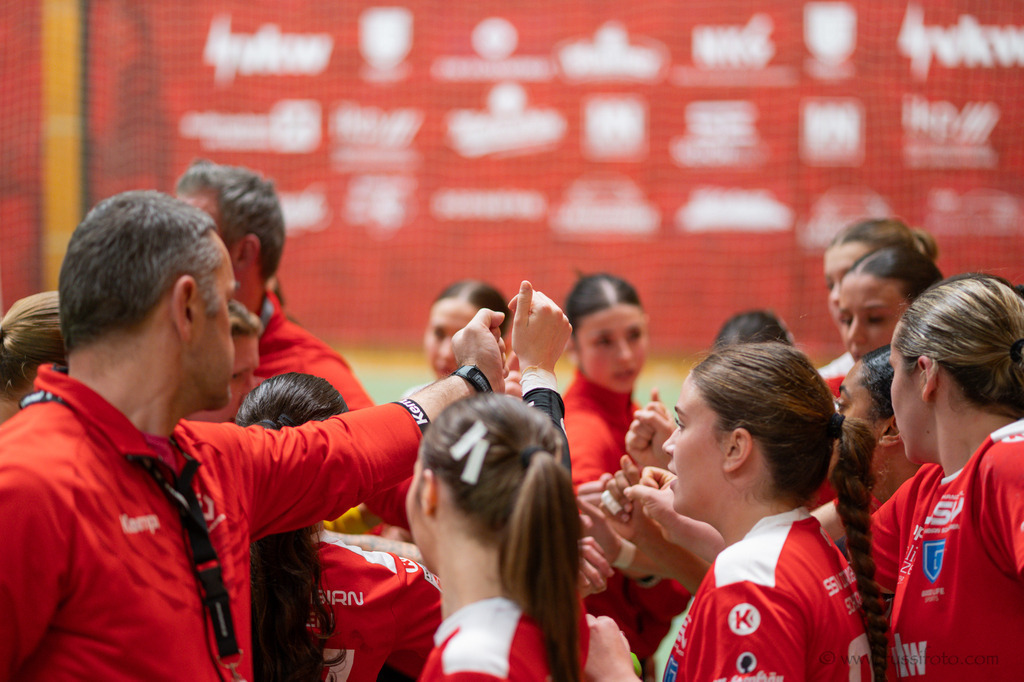 DSC_6003 | "Fussifoto.com – Ihr Ansprechpartner für hochwertige Fotografie! Entdecken Sie kreative Bilder und professionelle Dienstleistungen. Kontaktieren Sie uns für Ihre Projekte!"