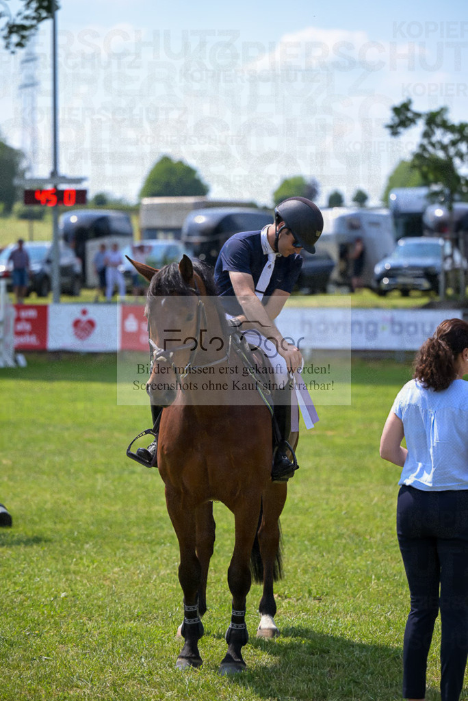 Reitturnier Voxtrup | Entdecke hochwertige Reitturnierfotos von Foto Oger. Professionell, emotional und authentisch – jetzt Lieblingsmomente im Shop bestellen.Deutschlandweite Turnierfotografie. - Realisiert mit Pictrs.com
