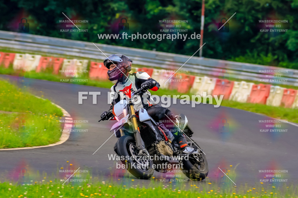 VBK-6678 | Hier findet Ihr Bilder von Touristenfahrten auf der Nürburgring Nordschleife oder von anderen Veranstaltungen die ich besucht habe. Viel Spass beim Durch Schauen 