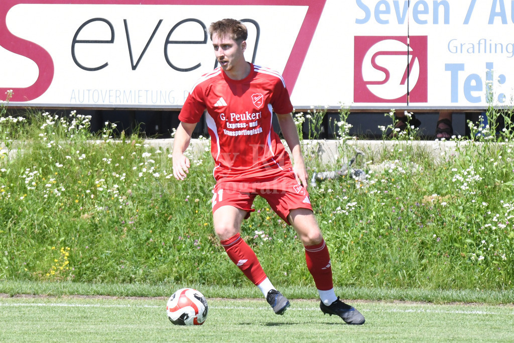 TSV Seebach 2026/27 | Simon Fischer  (TSV Seebach #21) - Realisiert mit Pictrs.com